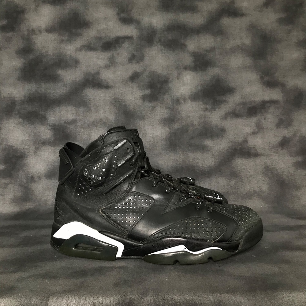 Air Jordan 6 Retro ‘Black Cat’ Sneakers